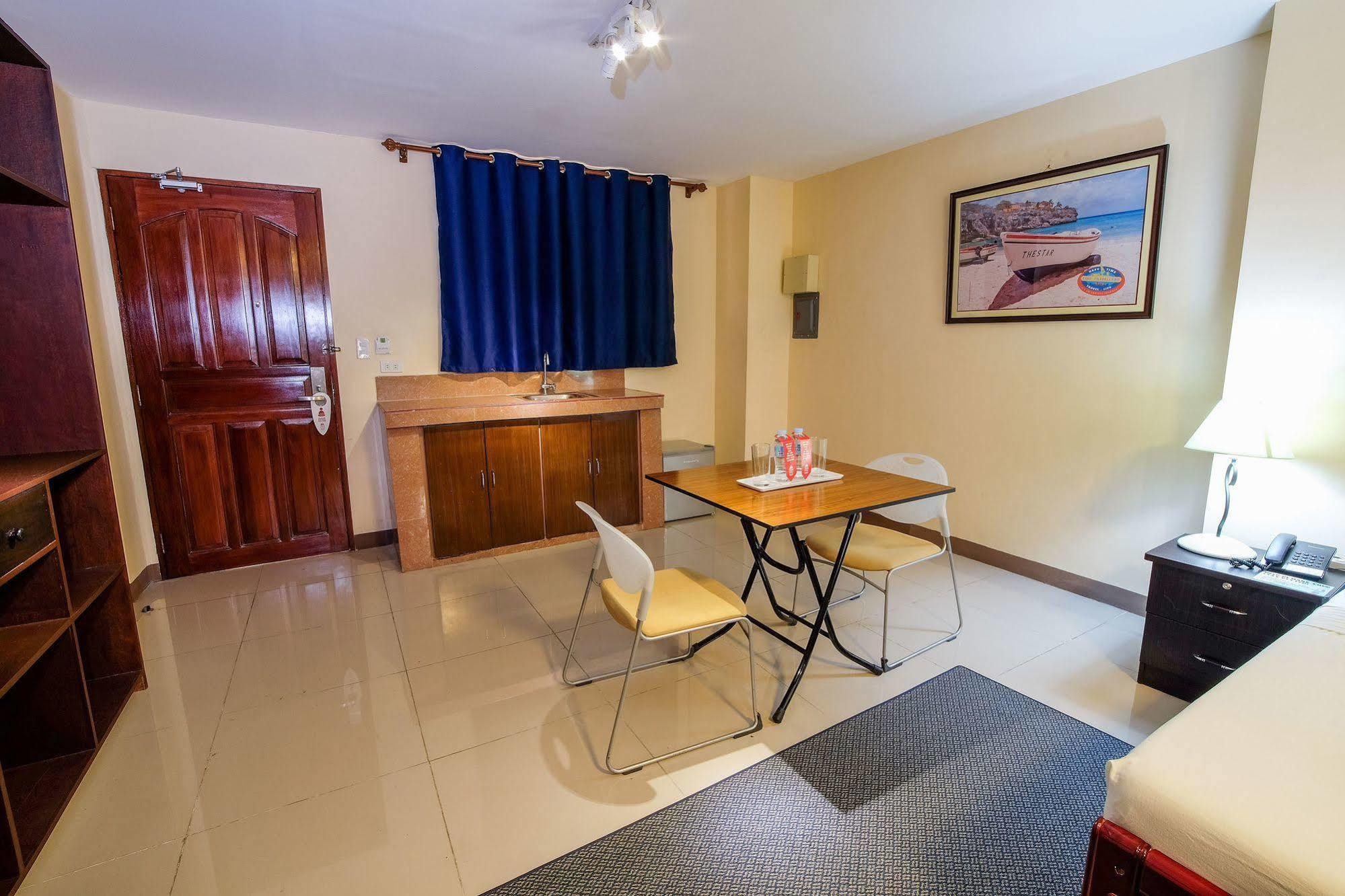 Zen Rooms Mabini Ermita Манила Экстерьер фото